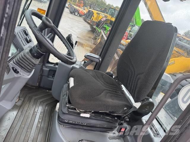 Volvo L 30 G Gumikerekes homlokrakodók