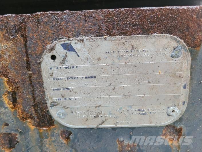 Hyundai HX 300 Lánctalpas kotrók