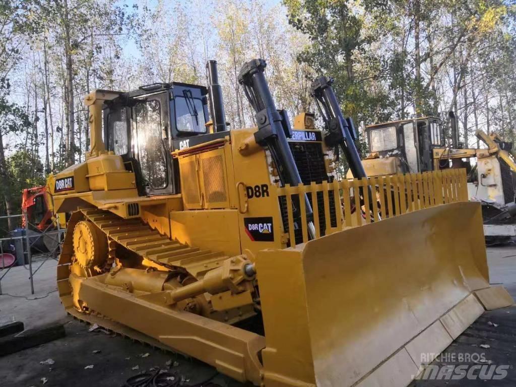 CAT D 8 R lánctalpas dózerek