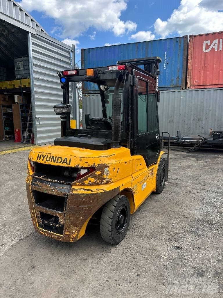Hyundai 40D-9F Dízel targoncák