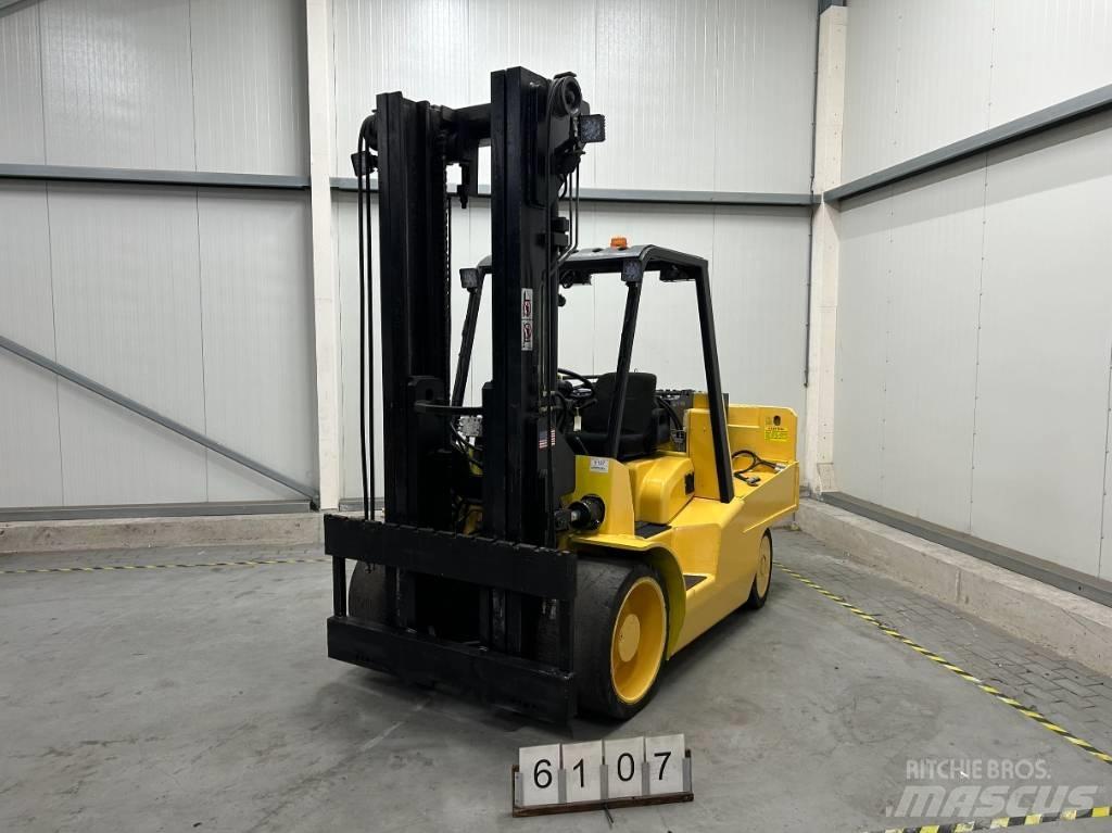 Hoist E220 Elektromos targoncák