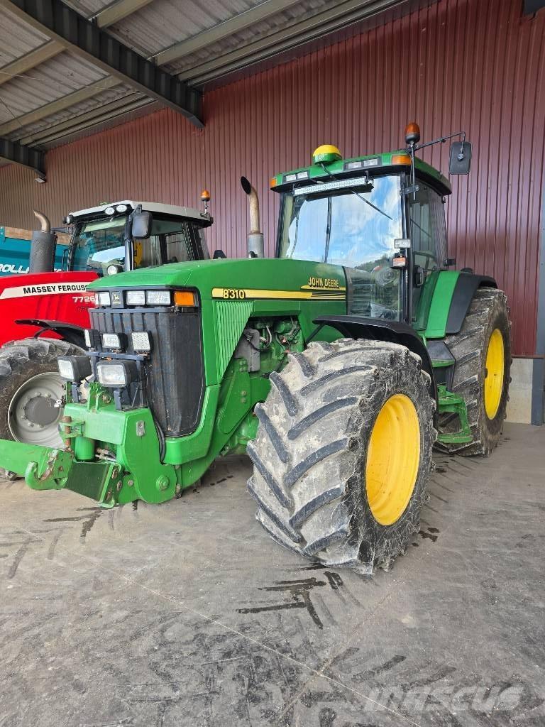 John Deere 8310 Traktorok