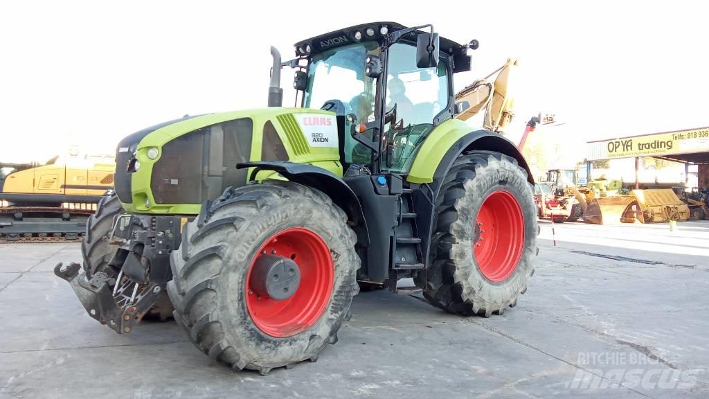 CLAAS Axion 920 Traktorok