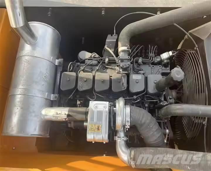 Hyundai R220LC-9S Lánctalpas kotrók