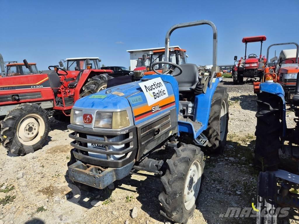 Iseki TF223D Traktorok