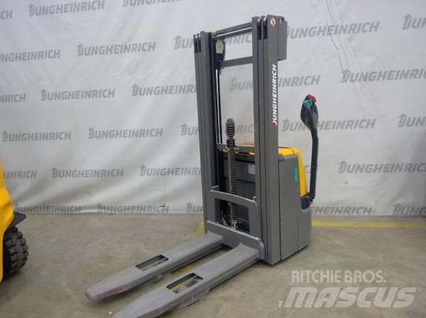 Jungheinrich EJC 112 Gyalogkíséretű targonca