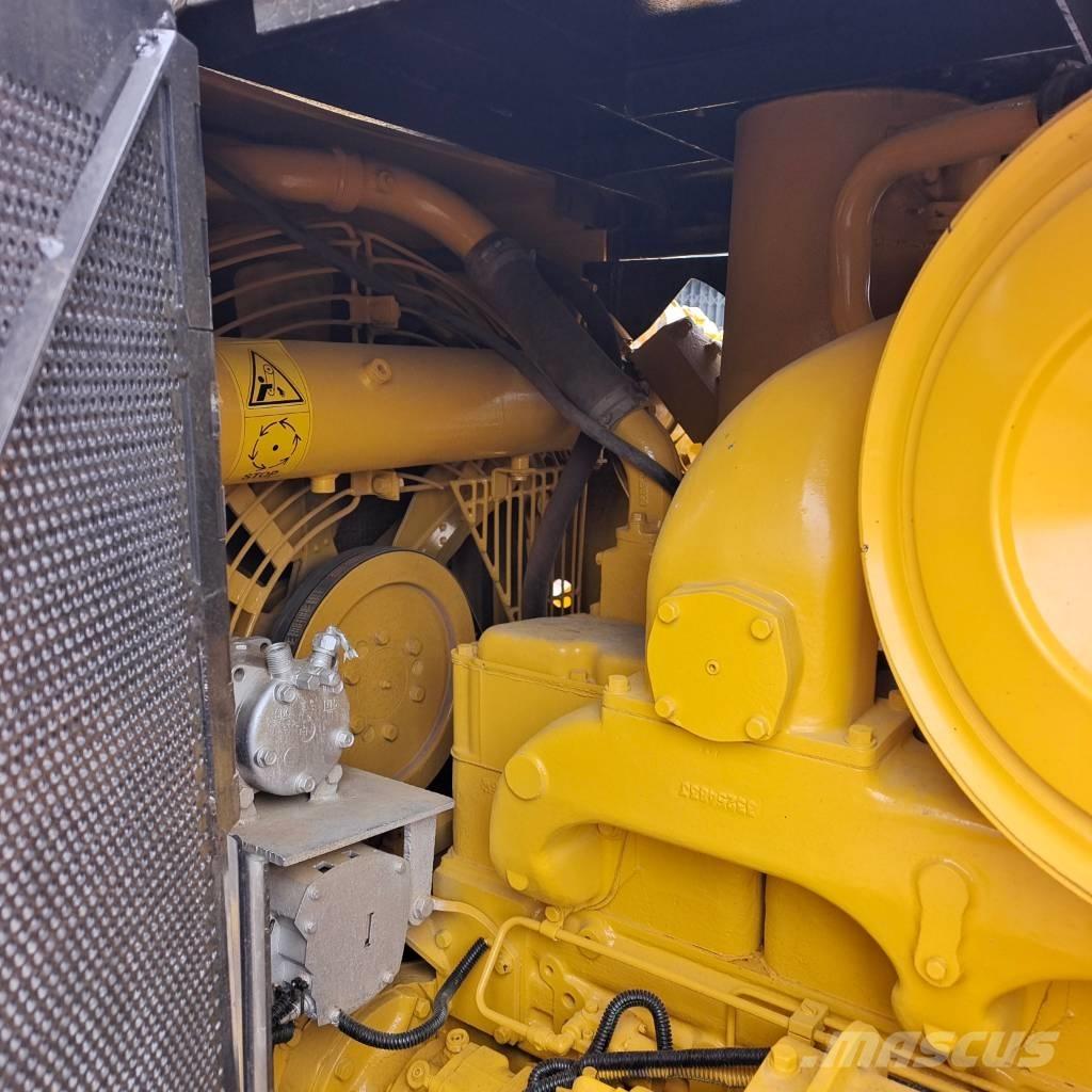 Shantui SD 22 lánctalpas dózerek