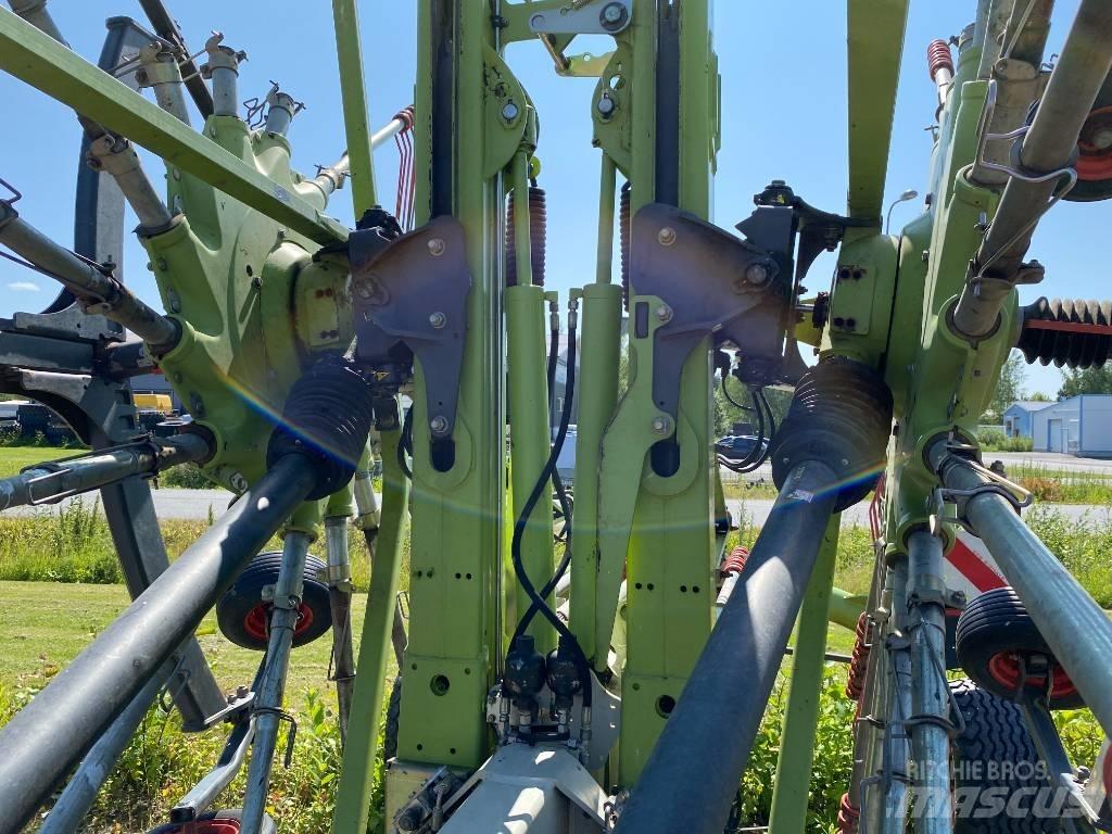 CLAAS Liner 2900 Rendforgatók