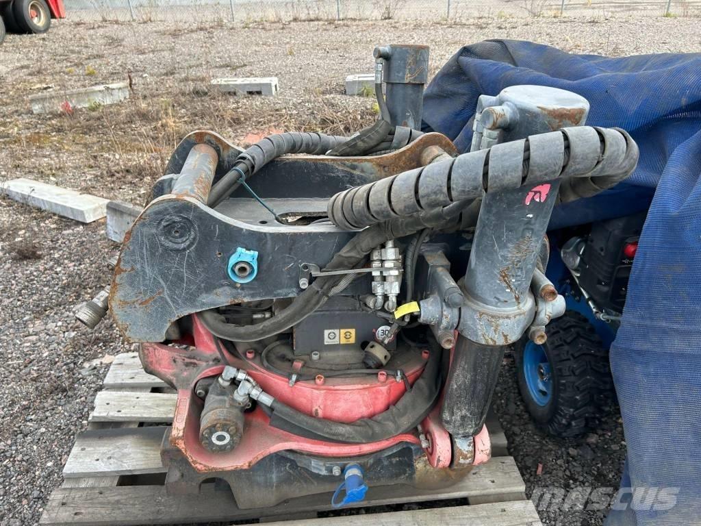 Rototilt R 8 Forgatók-Építőipar