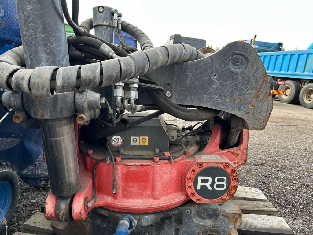 Rototilt R 8 Forgatók-Építőipar