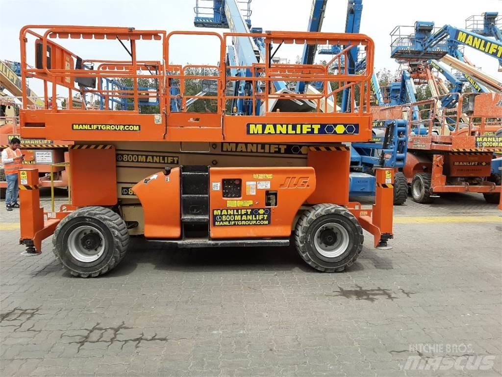 JLG 4394RT Ollós emelők