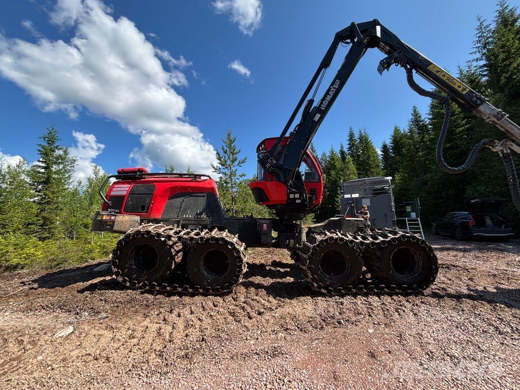 Komatsu 901XC Betakarítók