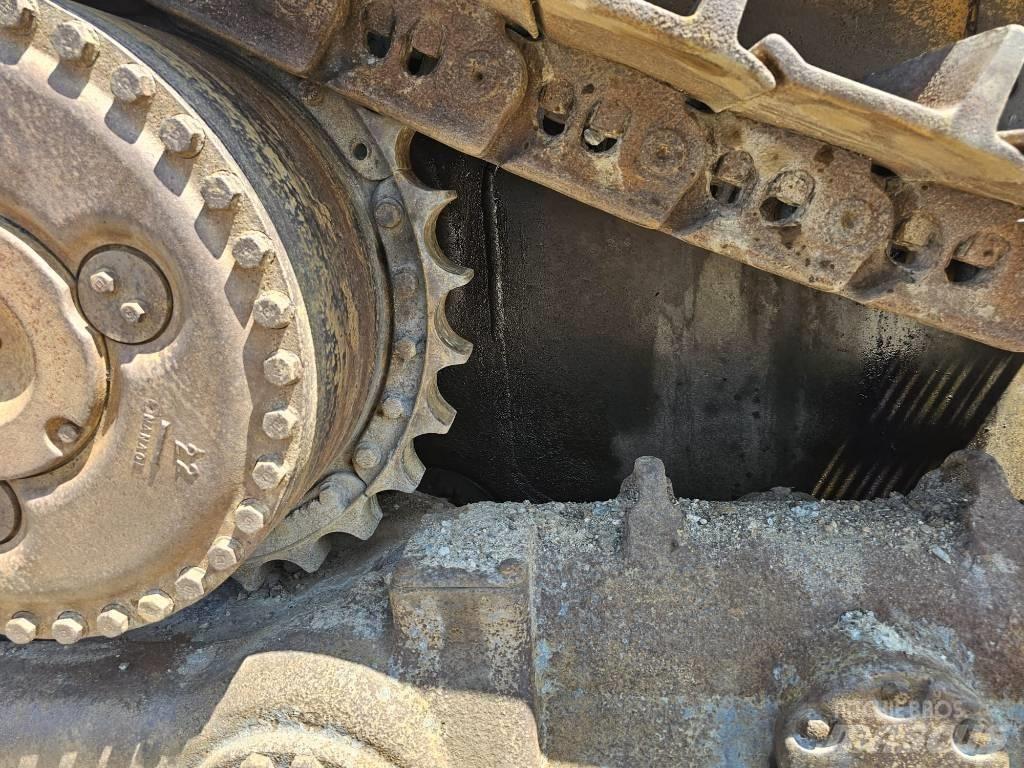 CAT D8L lánctalpas dózerek