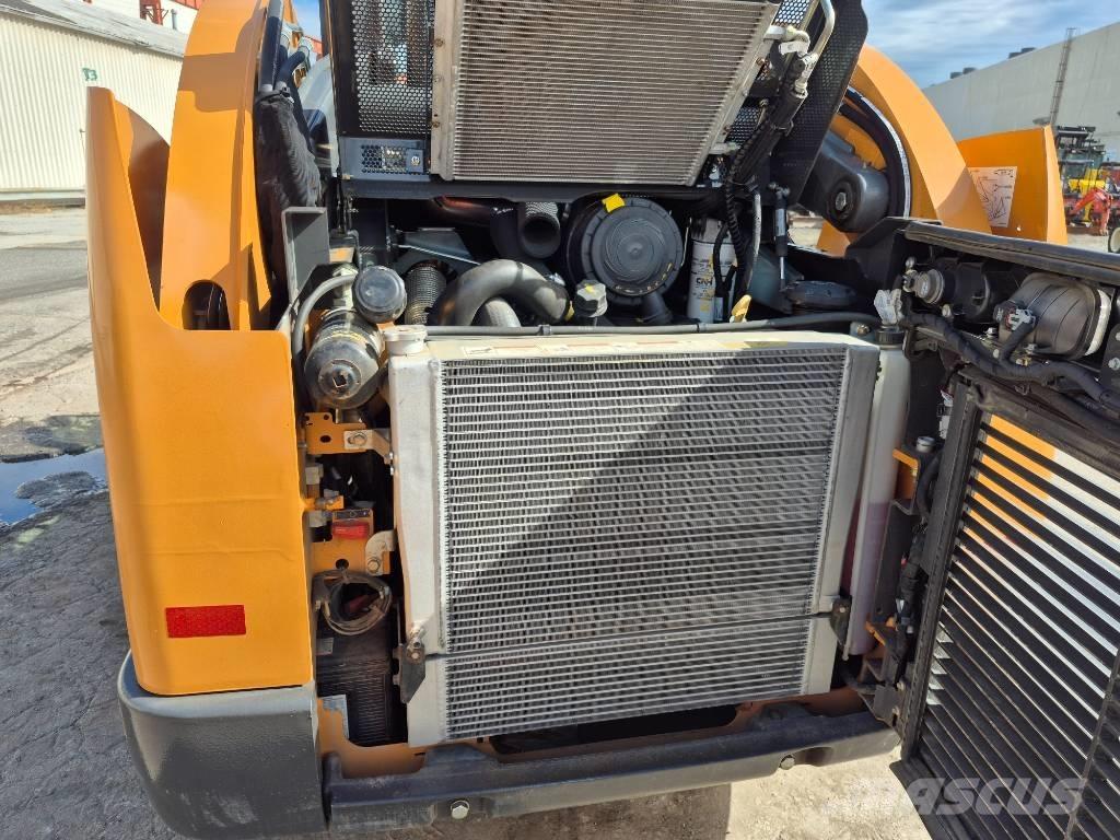 CASE 2V280B Kompaktrakodók