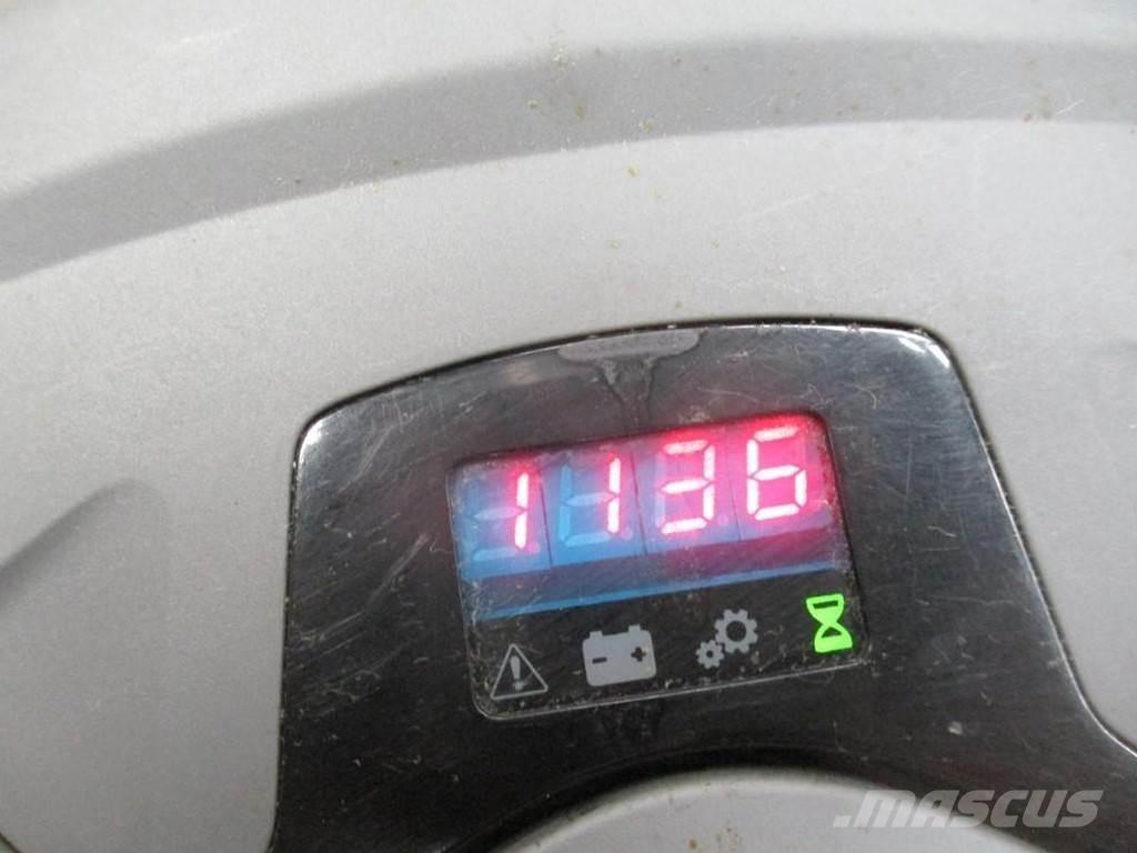 Toyota SWE 120 Gyalogkíséretű targonca