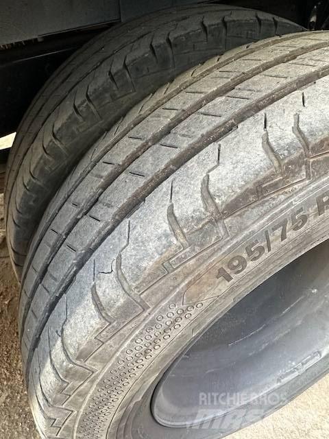 Iveco 35C 12 Transporterek