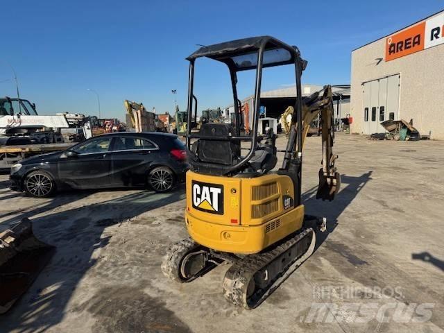 CAT 301.7 D Mini kotrók < 7t
