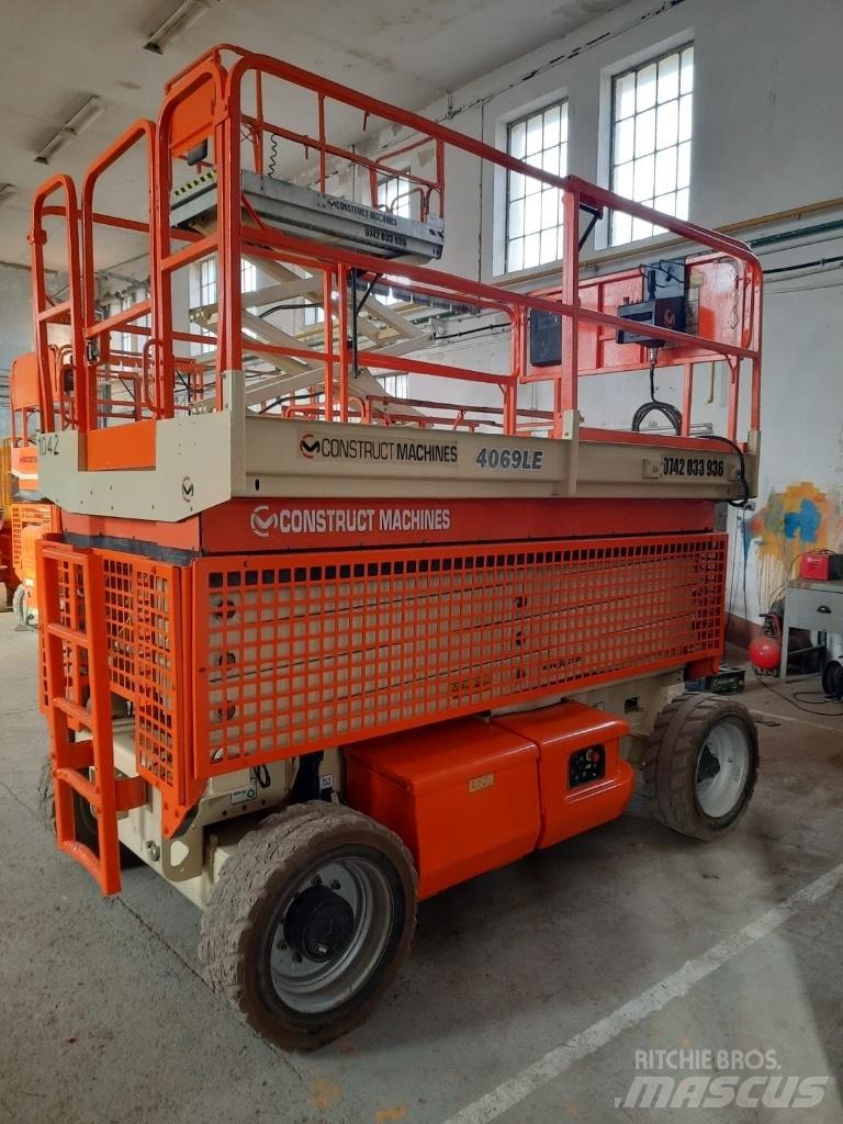 JLG 4069 LE Ollós emelők