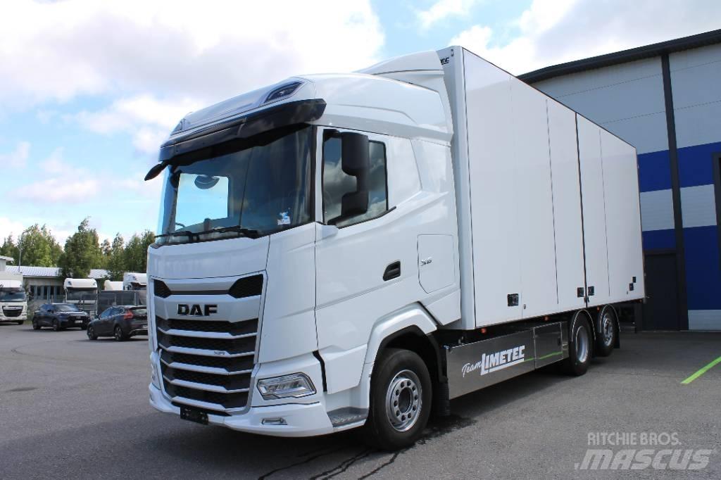 DAF XG 530 FAN Dobozos teherautók