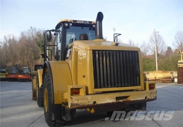 CAT 966F Gumikerekes homlokrakodók