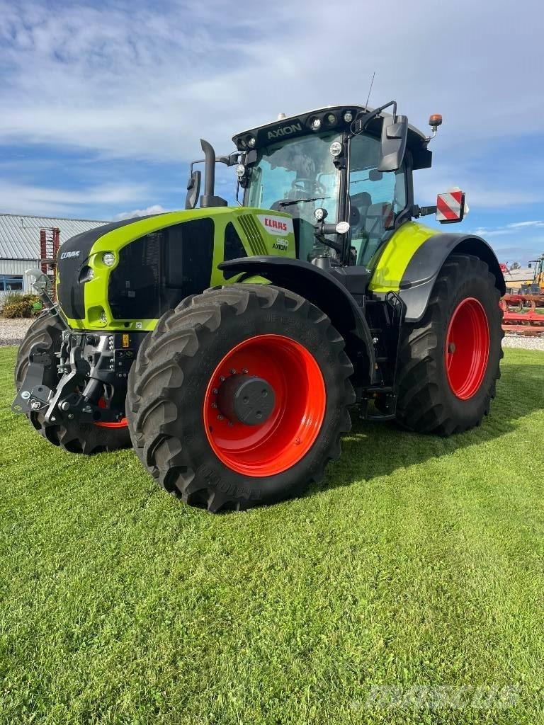 CLAAS Axion 960 Traktorok