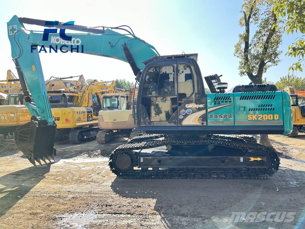 Kobelco SK 200 Lánctalpas kotrók