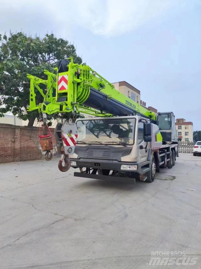 Zoomlion QY25H Terepdaruk