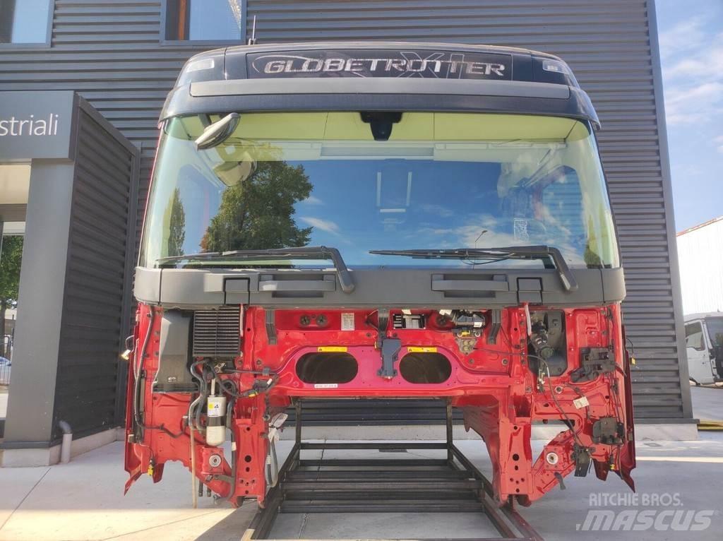 Volvo FH 4 L2 H3 Vezetőfülke és belső tartozékok