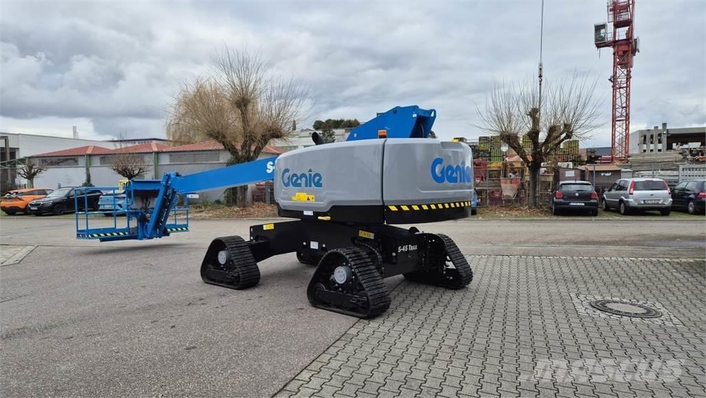 Genie S-45 TraX Karos emelők