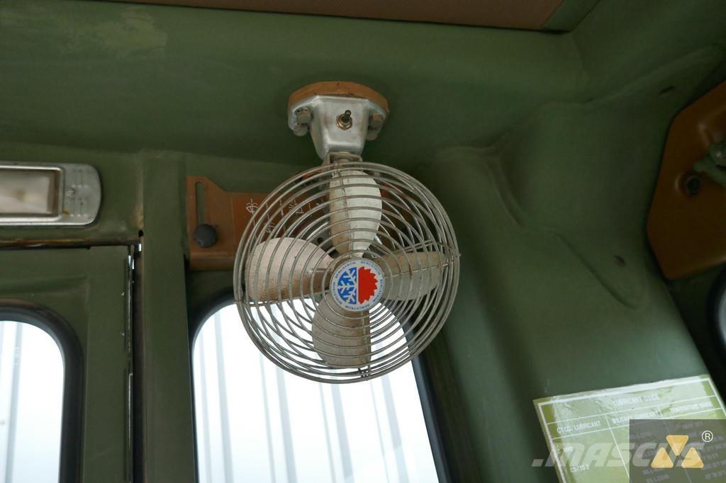 CAT 130G Ex-army Gréderek