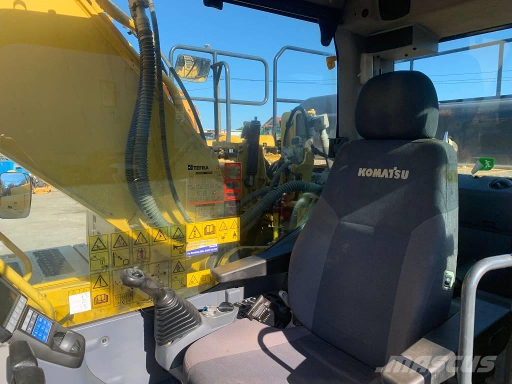 Komatsu HB 215 LC-3 Lánctalpas kotrók