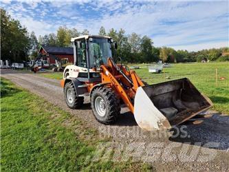 Terex TL 80 Gumikerekes homlokrakodók