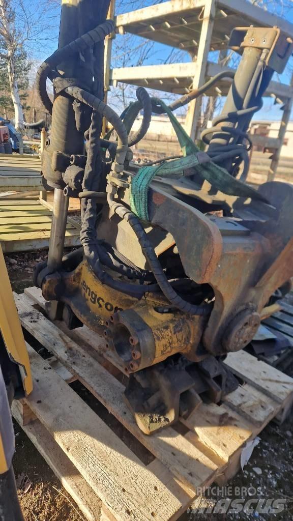 Engcon EC 226 Forgatók-Építőipar