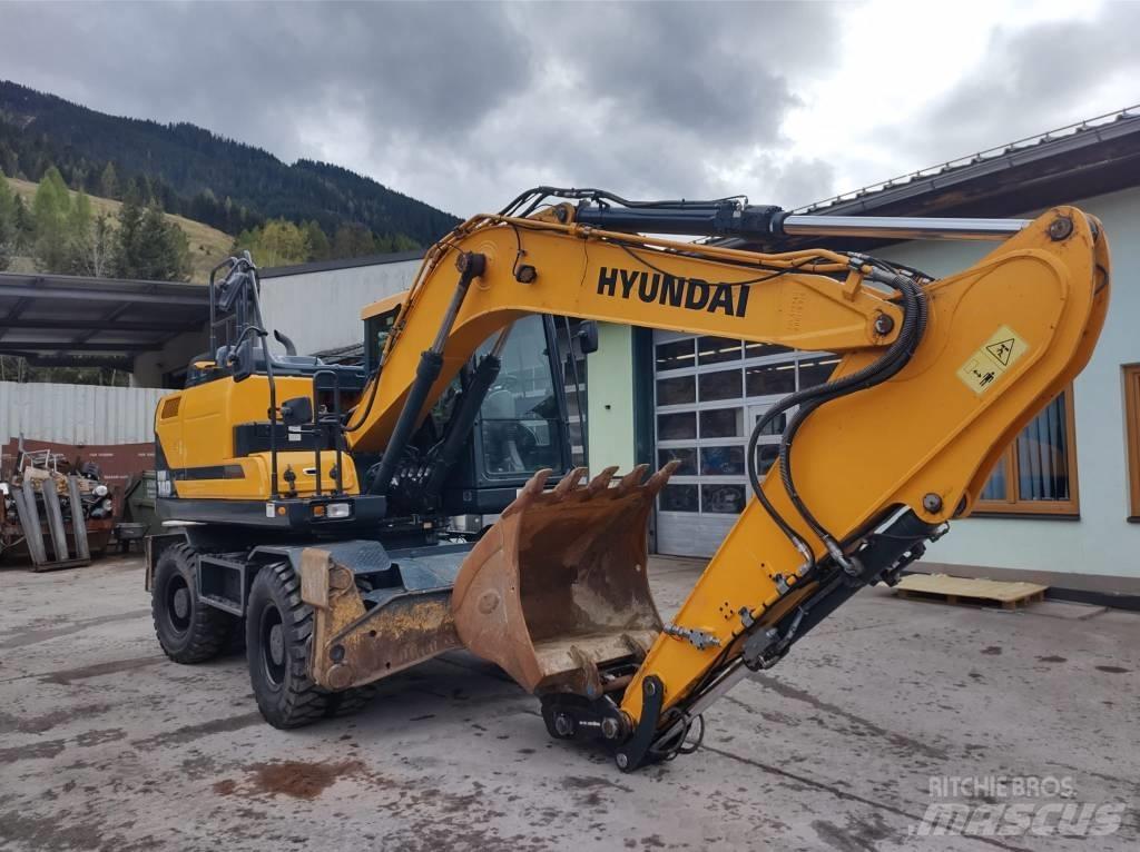 Hyundai HW140 Gumikerekes kotrók
