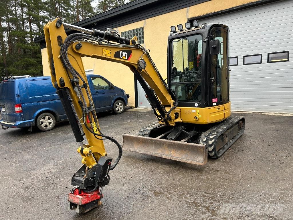 CAT 303.5 E CR Mini kotrók < 7t
