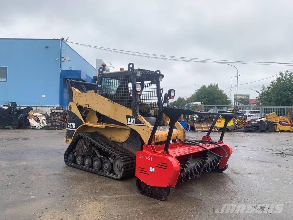 CAT 257 B Kompaktrakodók