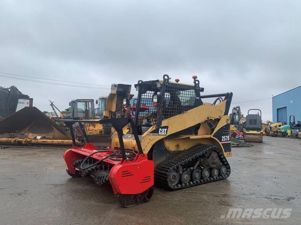 CAT 257 B Kompaktrakodók