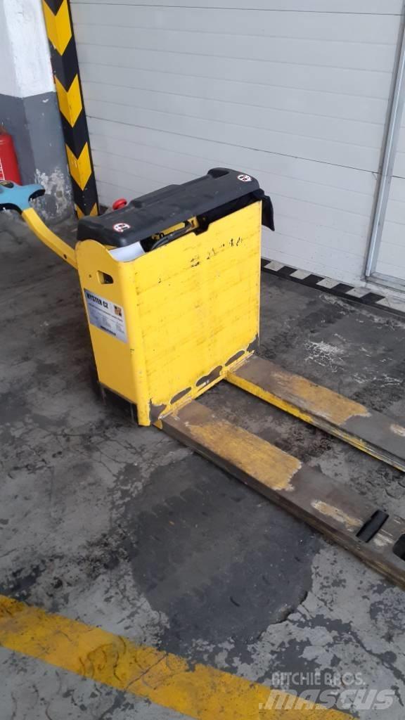 Hyster P 1.6 Alacsony emelőkocsi