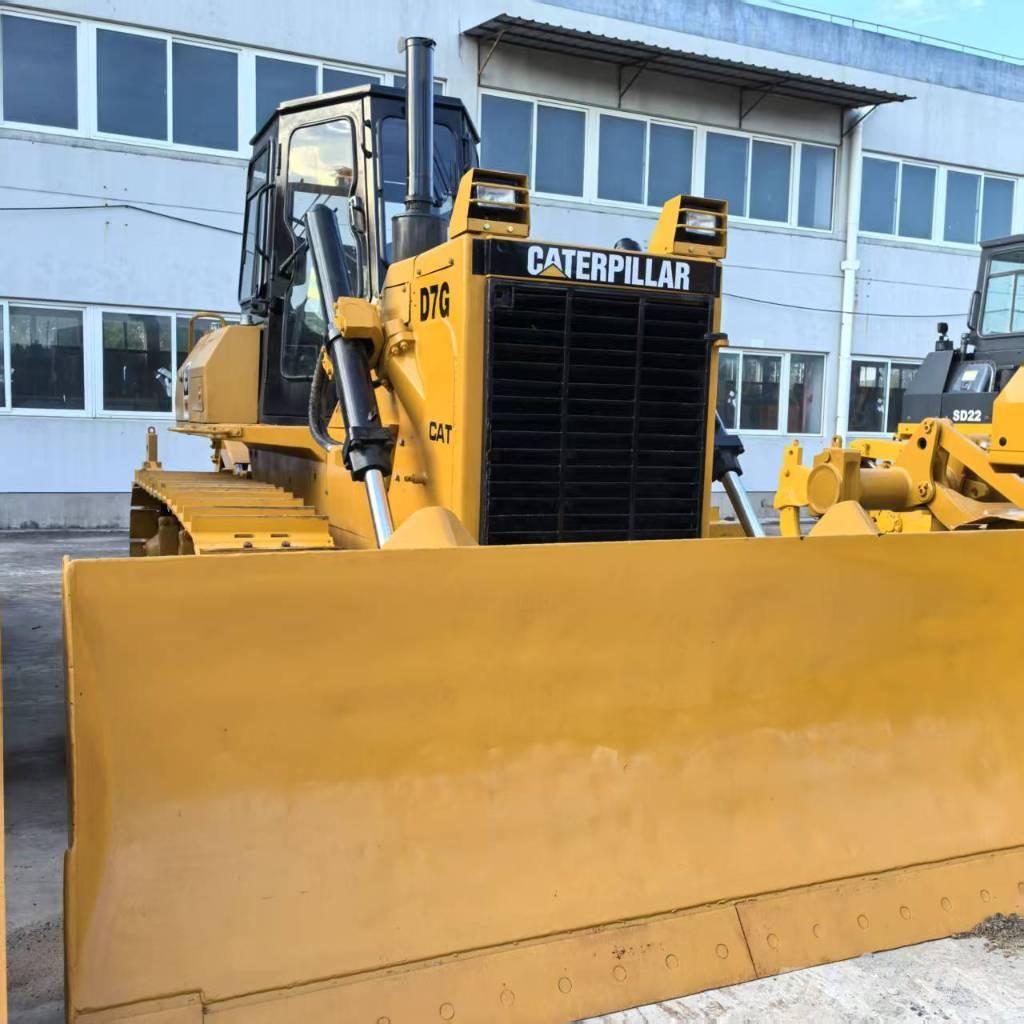 CAT D 7 G lánctalpas dózerek