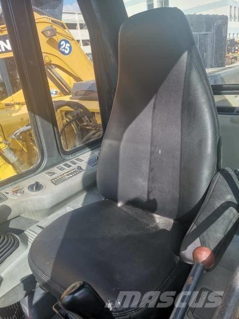 Komatsu PC 120 Mini kotrók < 7t