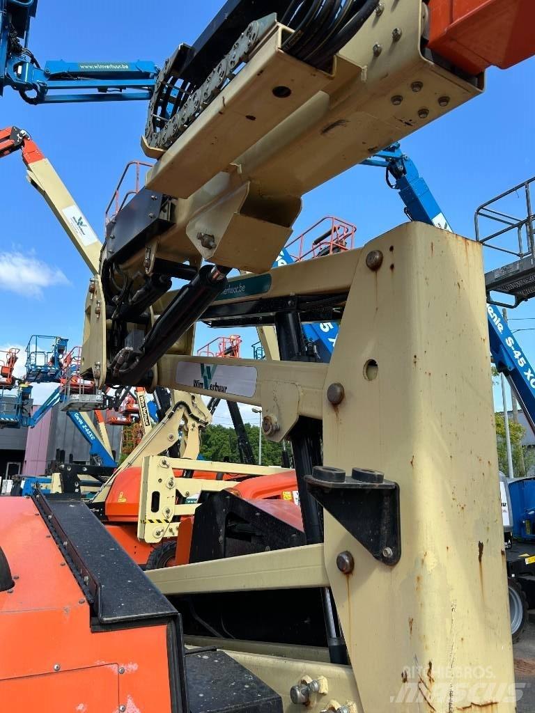 JLG 340 AJ Karos emelők