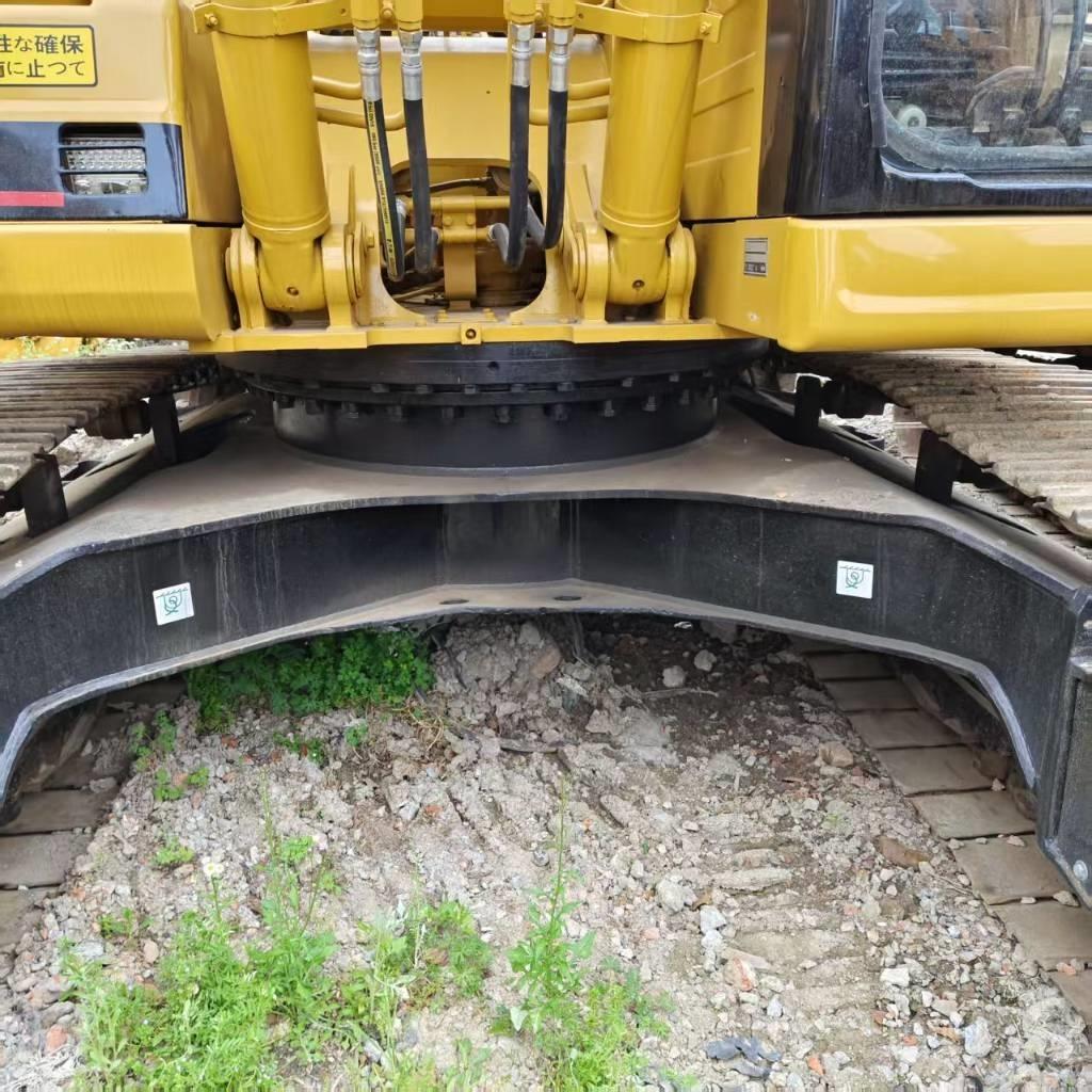 CAT 325 B L Lánctalpas kotrók