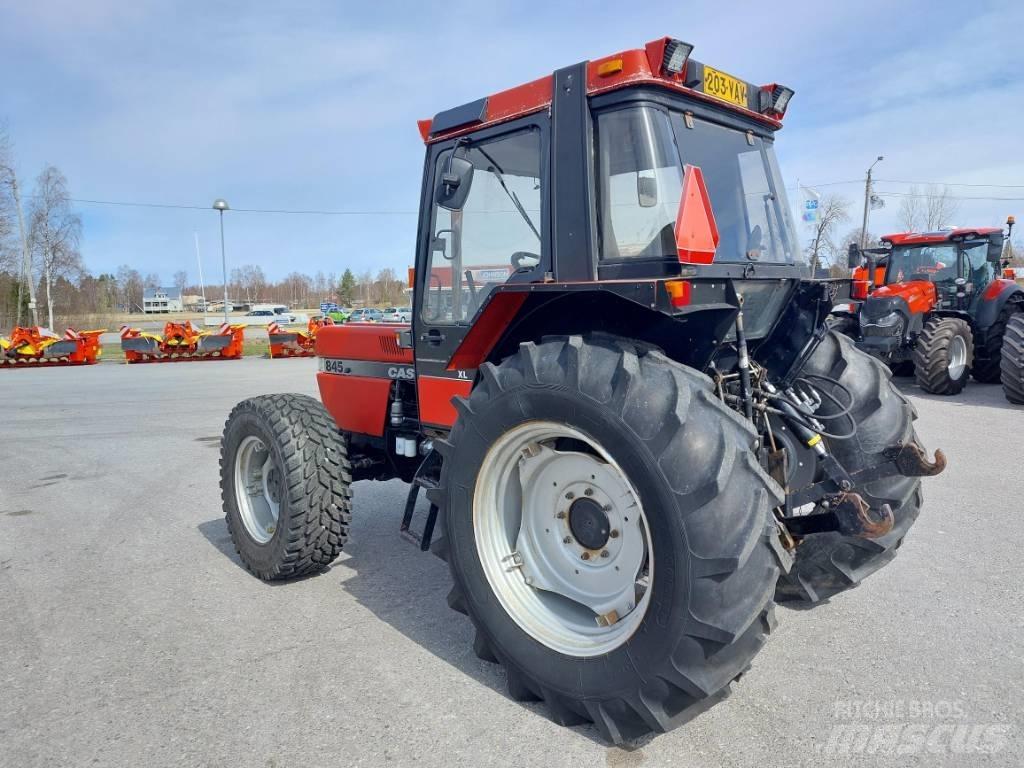 Case IH 845 XL Turbo Traktorok