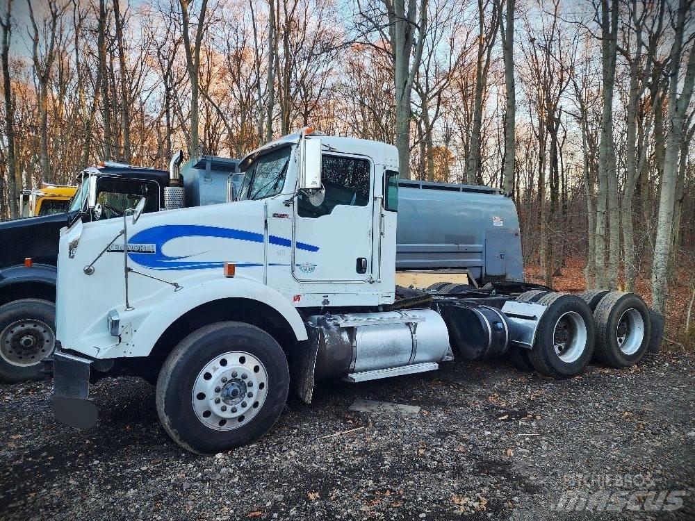 Kenworth T 800 B Nyergesvontatók