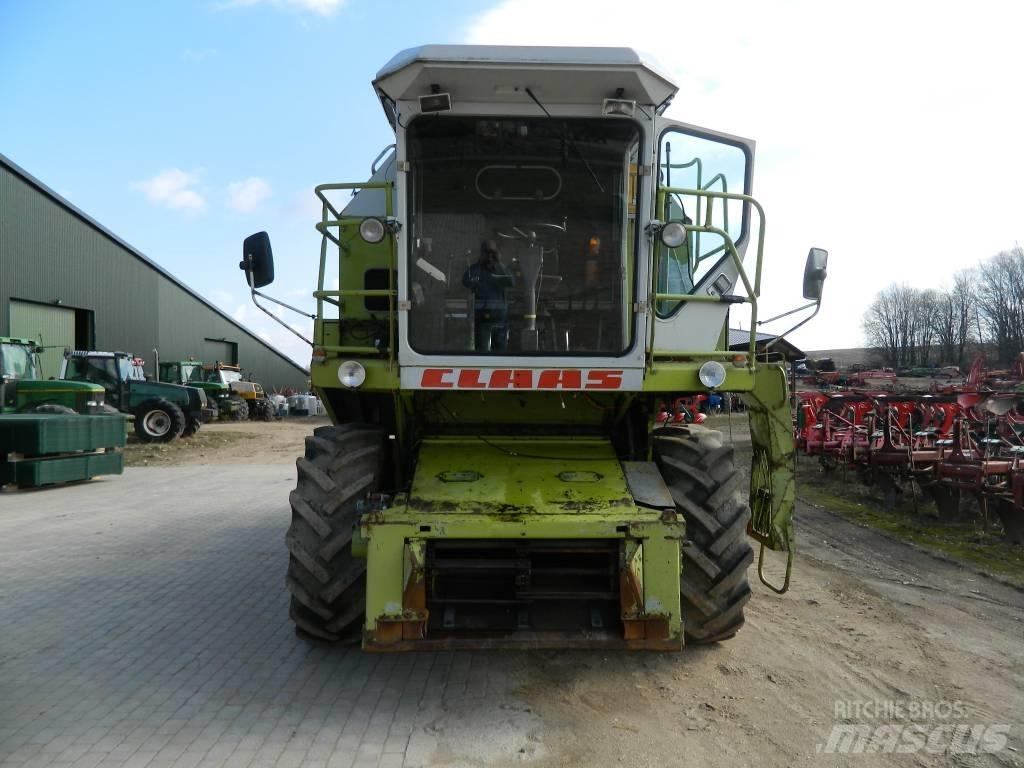 CLAAS Dominator 86 Kombájnok