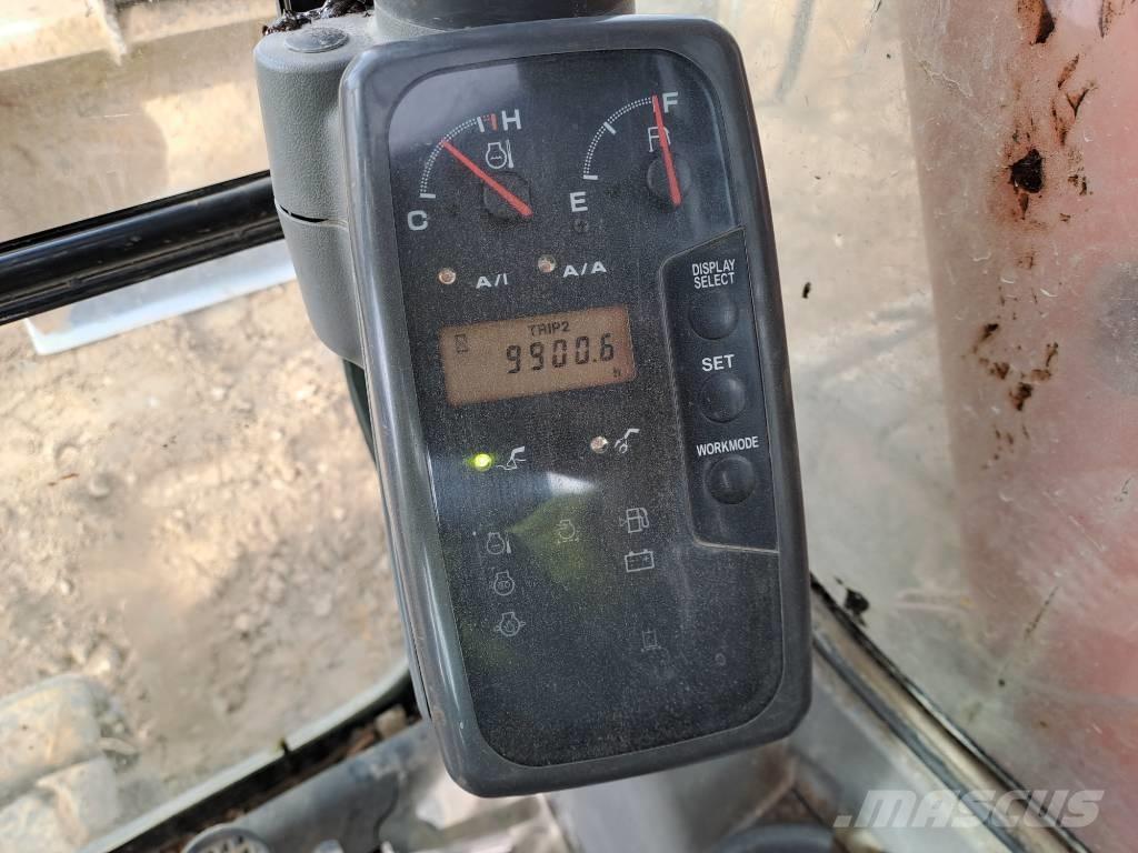 Hitachi ZX135US Lánctalpas kotrók