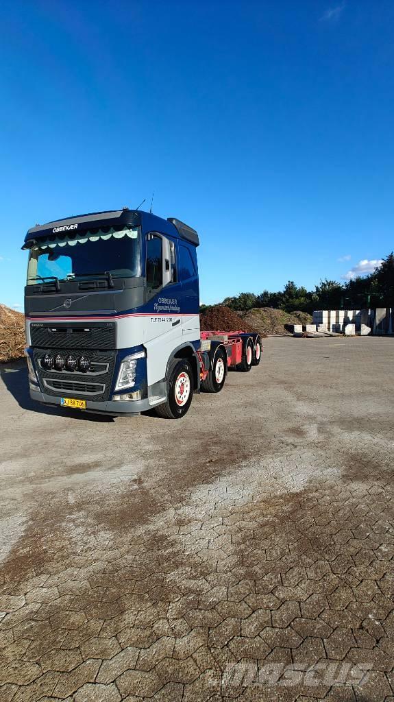 Volvo FH 500 8x4 Horgos rakodó teherautók