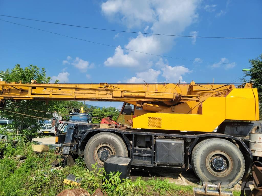 Tadano TR 250 M-5 Mobil daruk