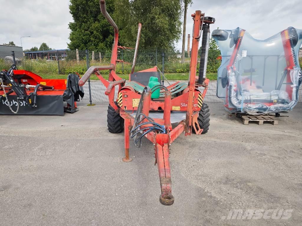 Kverneland UN 7517 Göngyölő gépek
