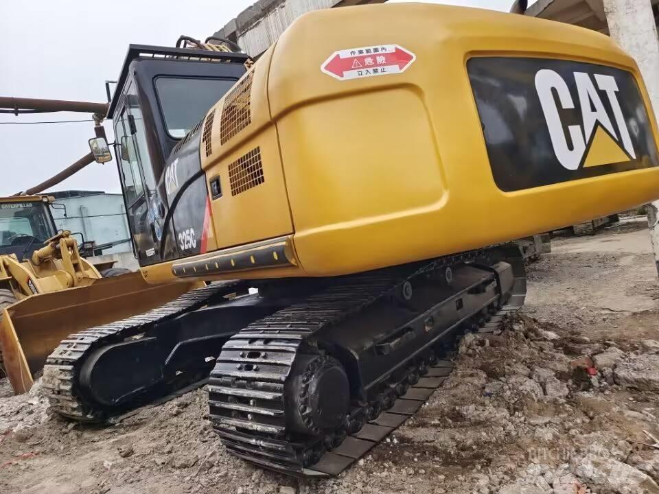 CAT 325C Lánctalpas kotrók